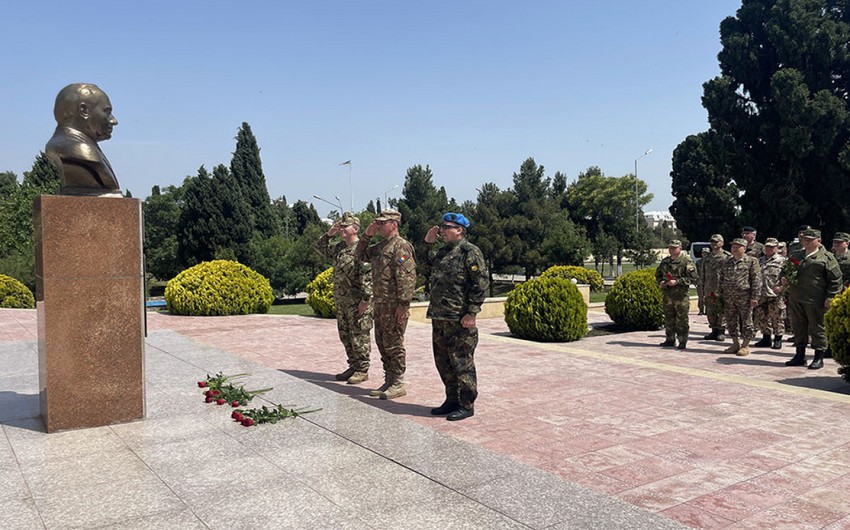 Hərbi attaşelərin "N" hərbi hissəsinə tanışlıq səfəri təşkil olunub