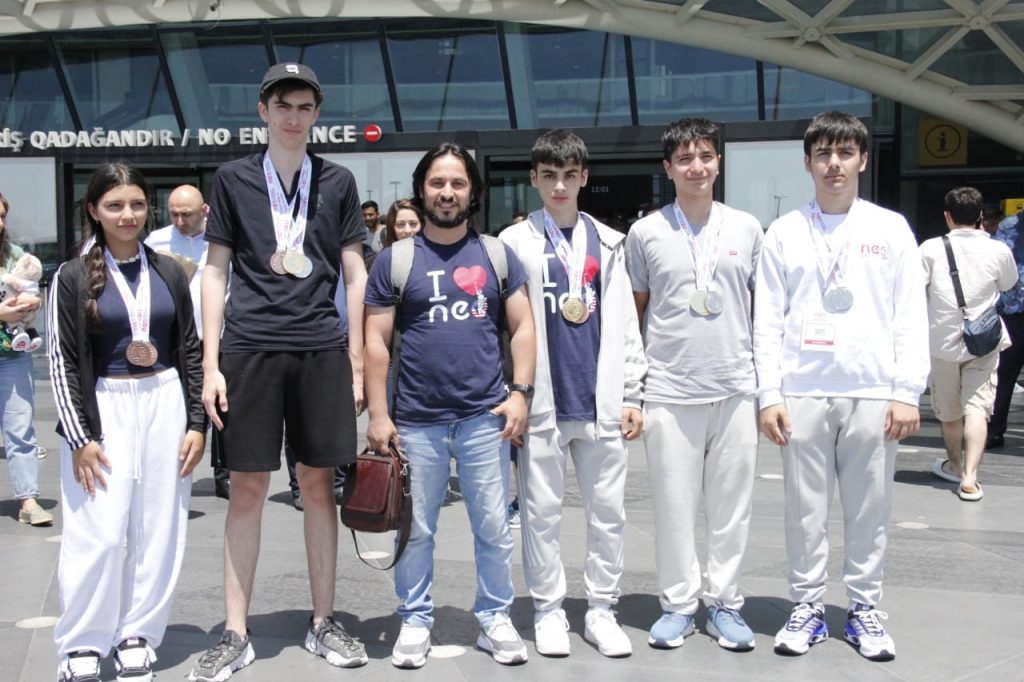 Azərbaycanlı məktəblilərdən möhtəşəm uğur: ABŞ-də medal QAZANDILAR - FOTOLAR