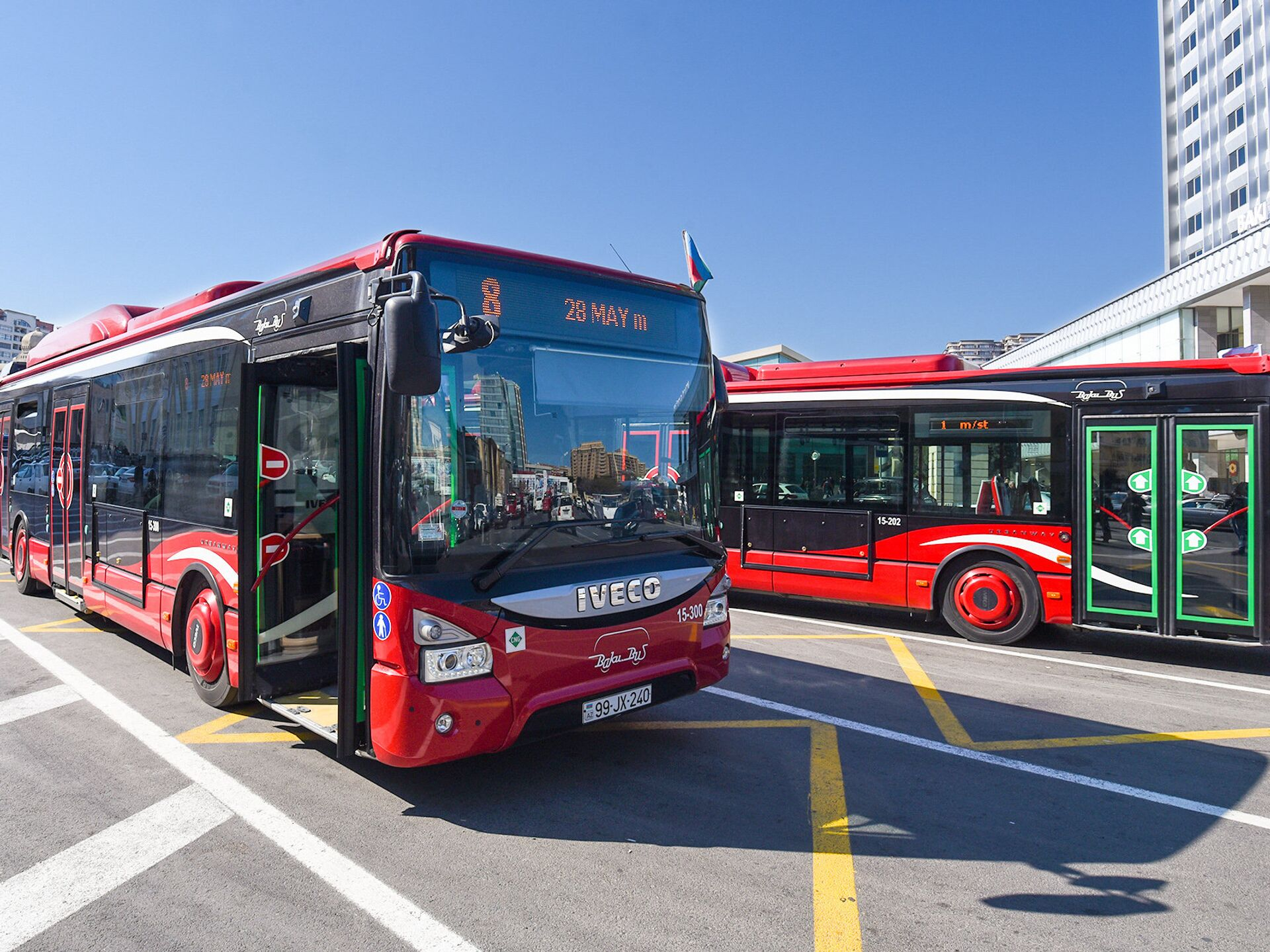 "BakuBus"un 1 000 nəfər sürücüyə ehtiyacı var