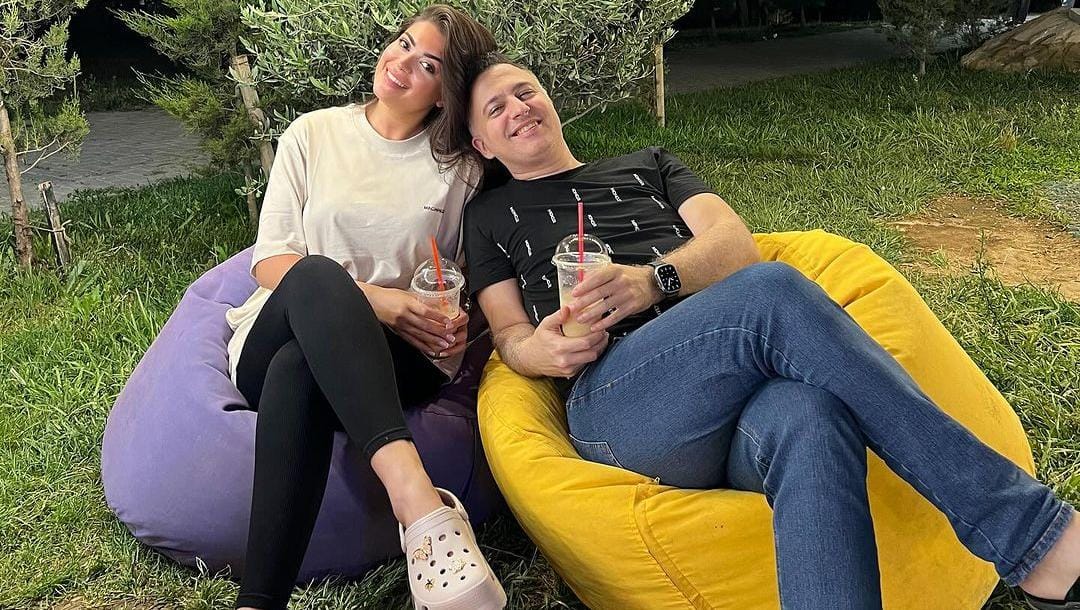 Aysel Hüseynlə fotosunu paylaşdı - "Sevin, sevilin, xoşbəxt olun"