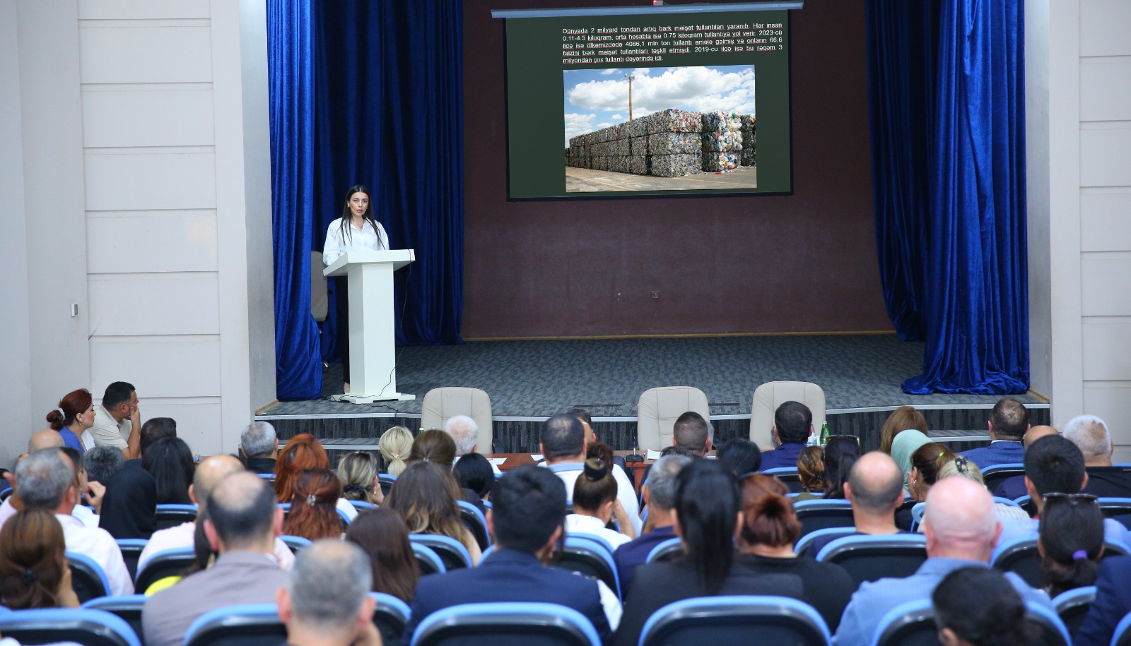 Binəqədidə məişət tullantılarının daşınması maarifləndirmə işlərinə start verildi - FOTO