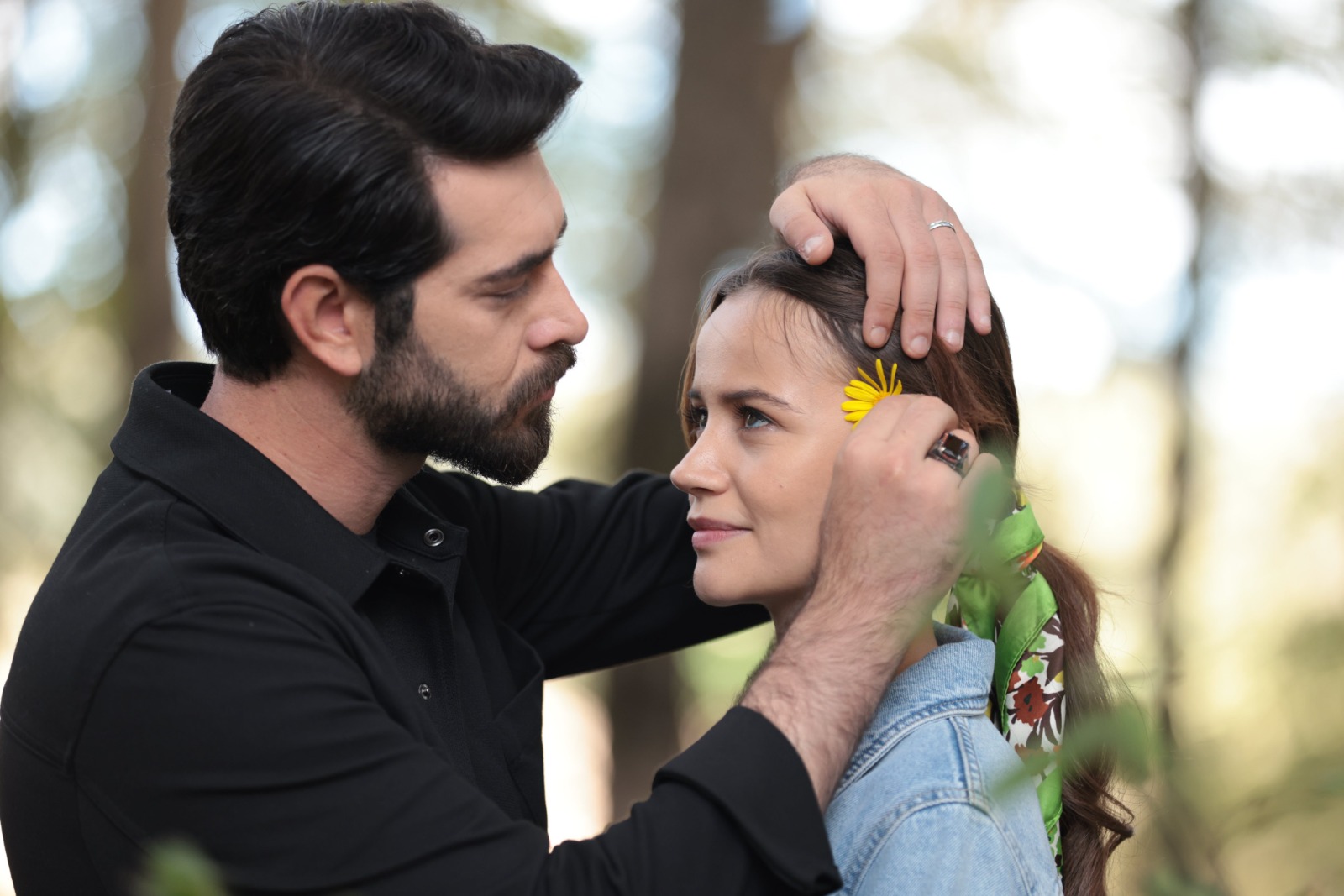 "Kırqın çiçekler"in aktyorları məhkəməlik oldu