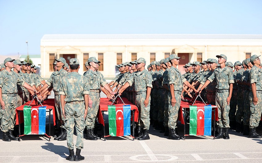 Azərbaycan Ordusunda andiçmə mərasimləri keçirilib