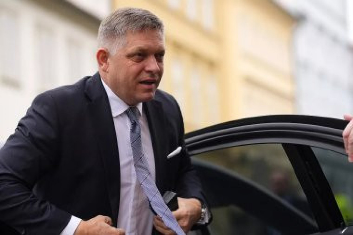 Slovakiyanın Baş nazirinə içərisində güllə olan zərf göndərilib