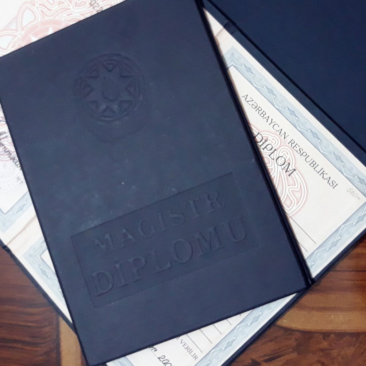 İqtisad Universitetinin Dərbənd filialının tələbələri 2 ildir diplomsuz qalıblar - VİDEO