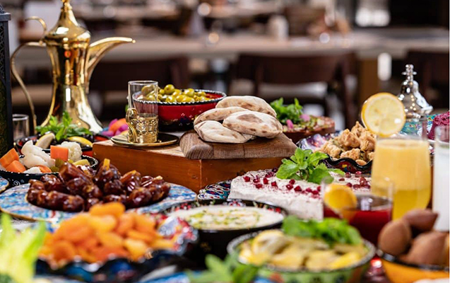 Bakıda məşhur restoranların bahalı iftar qiymətləri - Siyahı