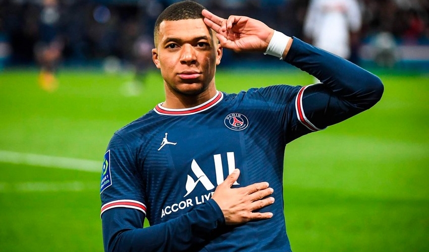 Mbappe braziliyalı Ronaldonu geridə qoydu, Ronalduya çatmağa az qaldı