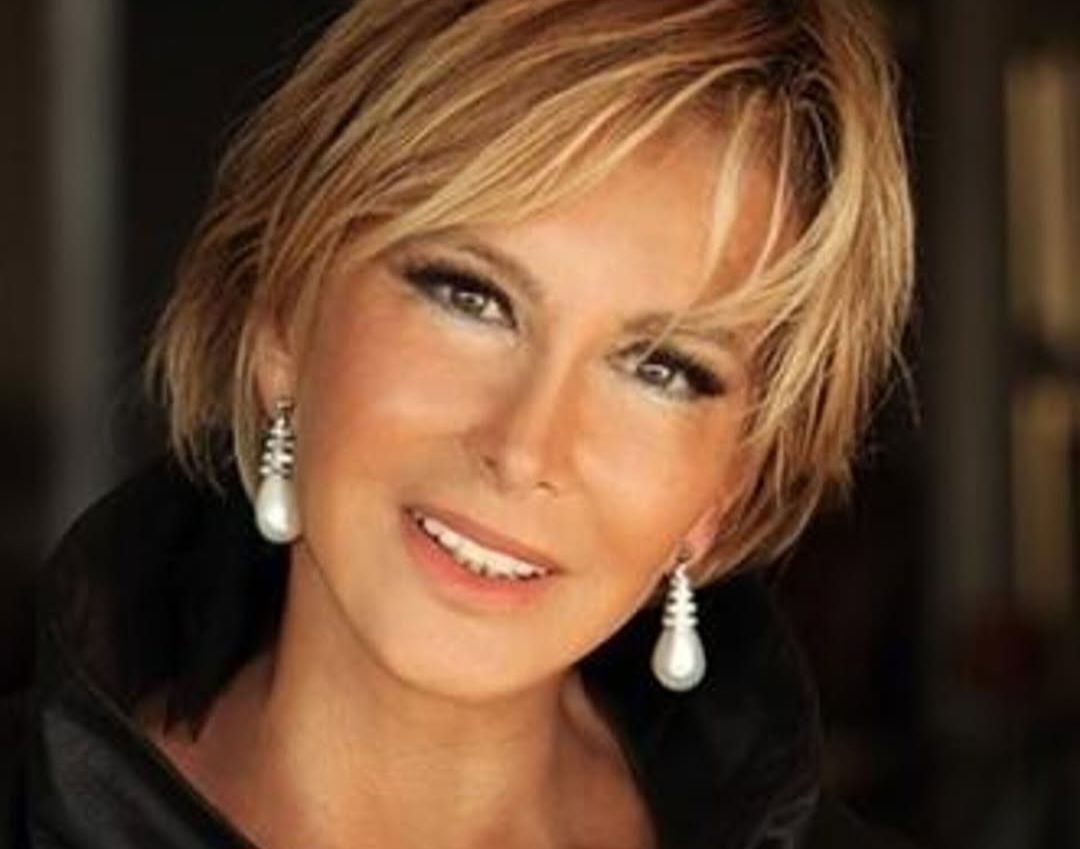 Filiz Akın vəfat etdi