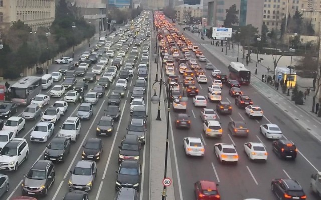 Bakıda bu yollarda sıxlıq var - SİYAHI