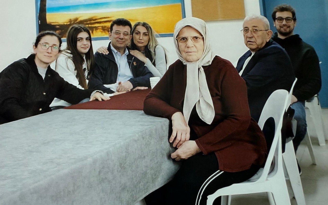 İmamoğlu ailəsi həbsxanada bir araya gəldi