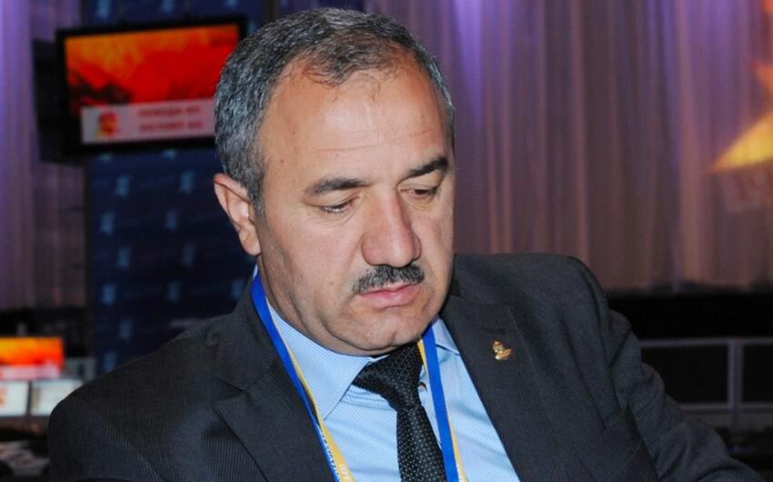 Ədalət Abbasov işdən çıxarıldı