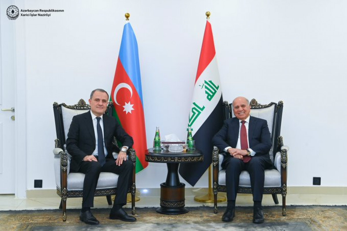 Ceyhun Bayramov və İraq XİN rəhbəri arasında təkbətək görüş başlayıb