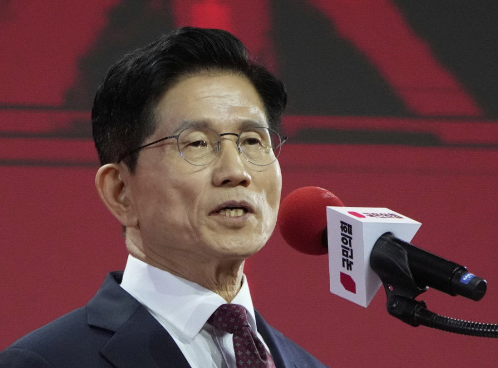 Cənubi Koreyada hakim partiya prezidentliyə namizədini açıqladı