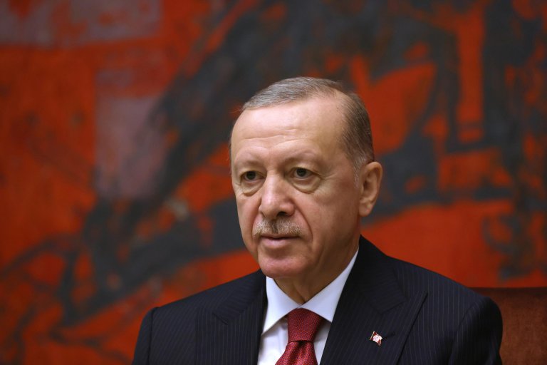 Ərdoğan: Rusiya ilə Ukrayna arasında sülhün əldə olunması üçün səylər gücləndirilməlidir
