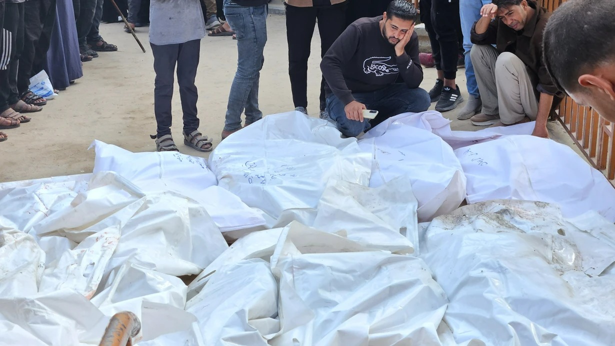 İsrail gecə boyu Qəzzanı bombaladı: Onlarla ölən var