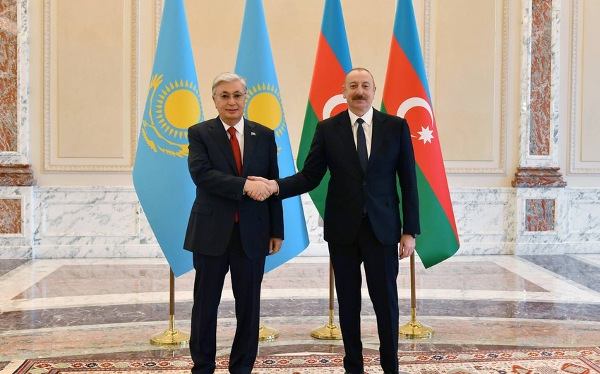 İlham Əliyev qazaxıstanlı həmkarını ad günü münasibəti təbrik etdi