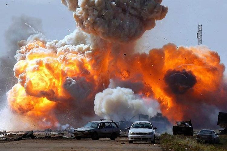 Somalidə hərbi baza yaxınlığında güclü partlayış olub