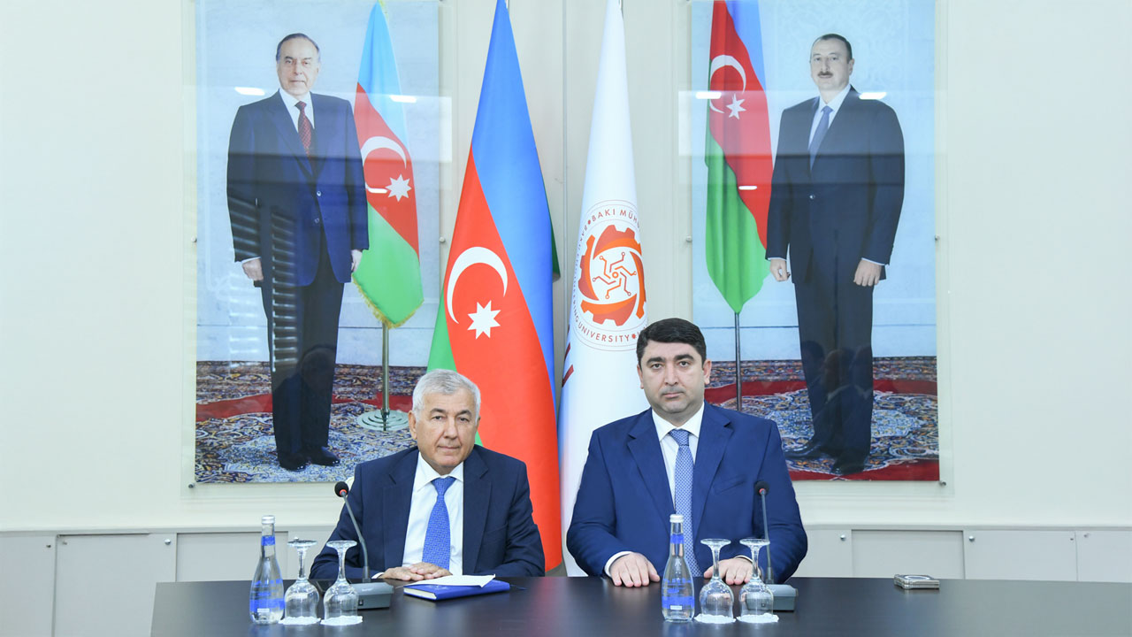BMU ilə ATİAHİ arasında müzakirə formatında görüş keçirilib