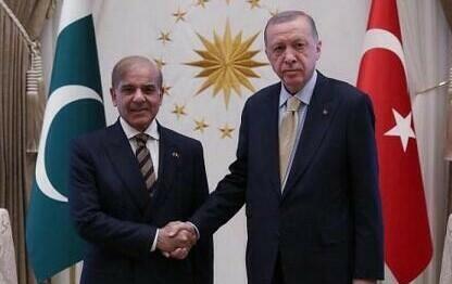 Pakistan Baş naziri Türkiyədə səfərdədir