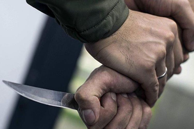 Ağstafada 34 yaşlı kişi kafedə bıçaqlanıb