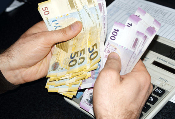 Məktəb direktoru və müavinlərin maaşı bu qədər artırıldı