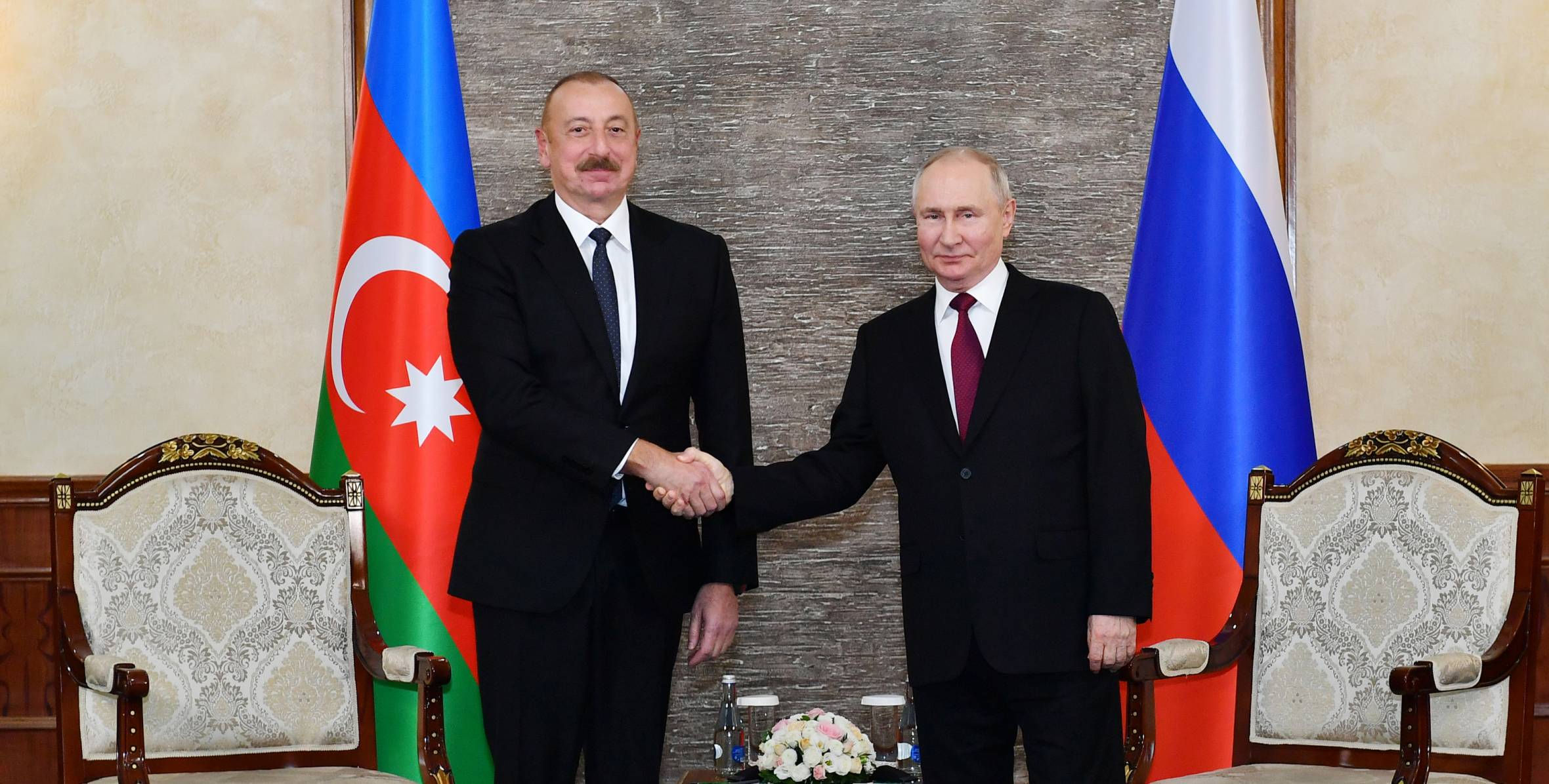 Vladimir Putin Prezident İlham Əliyevi təbrik etdi