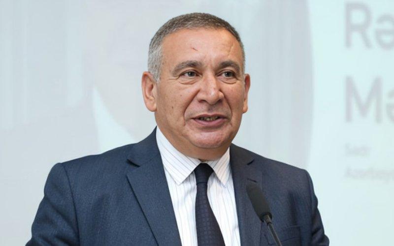 "Sosial media prinsip etibarilə məsuliyyətsiz məkandır"  - Rəşad Məcid 