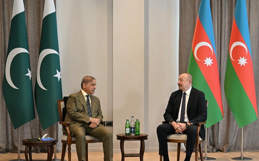 Laçında  İlham Əliyevin Pakistanın Baş naziri ilə məhdud tərkibdə görüşü keçirilir