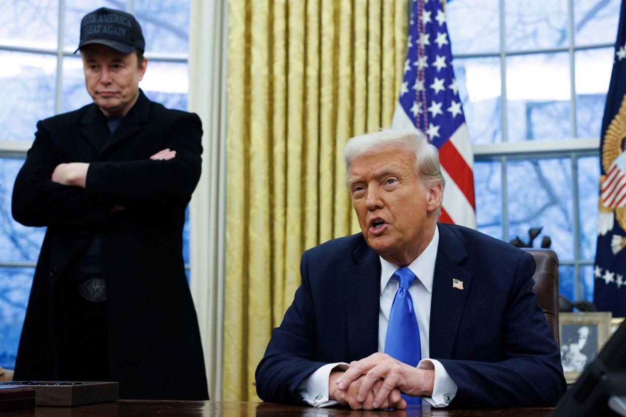Trampdan Elon Mask açıqlaması: Sabah onun son günü olacaq