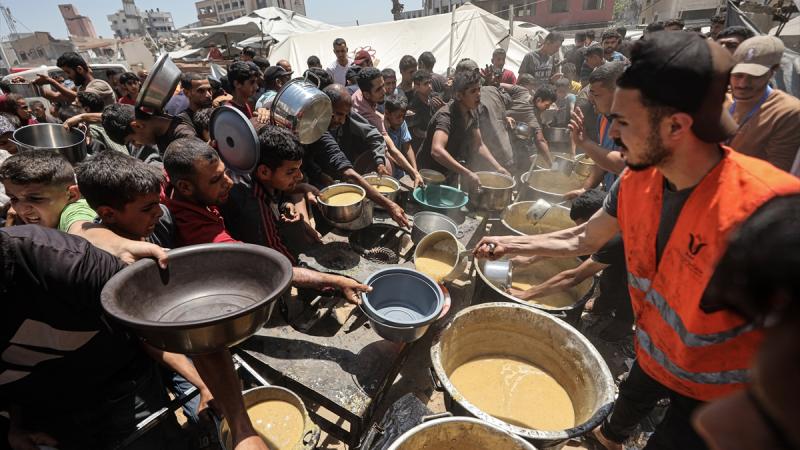 UNRWA: Humanitar yardımın Qəzzaya daxil olmasına icazə verilməlidir