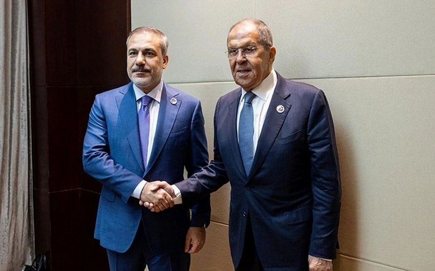 Lavrov Hakan Fidanla Ukrayna ilə bağlı qarşıdakı danışıqları müzakirə edib