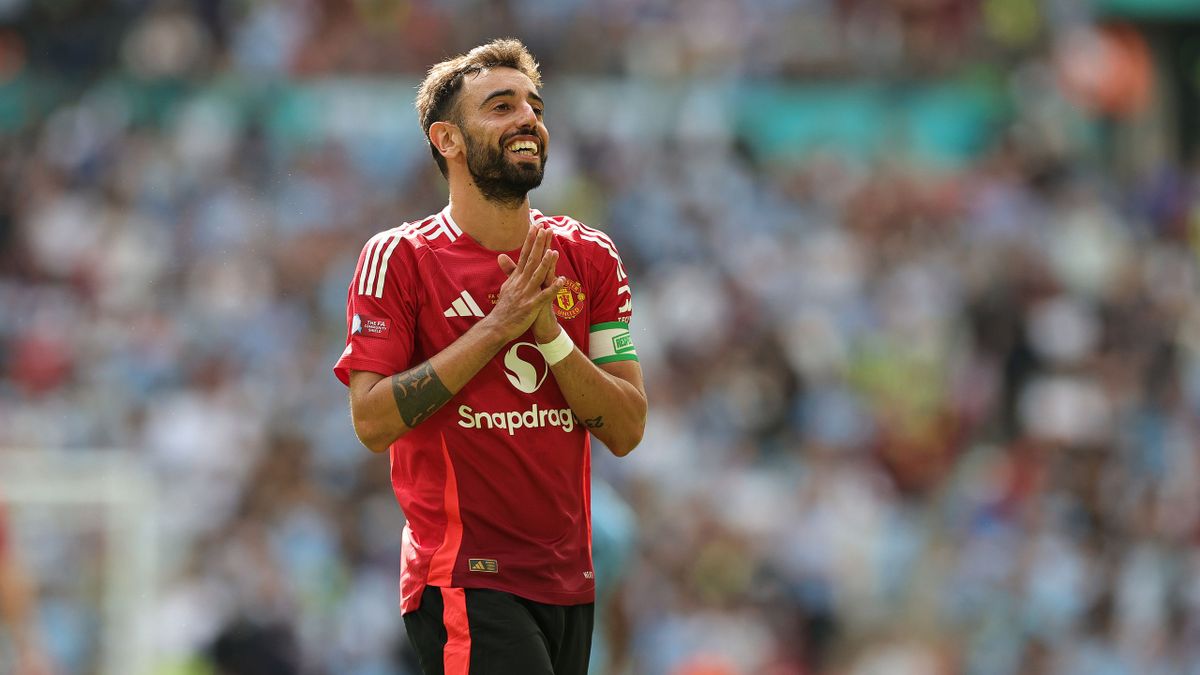Bruno Fernandes 100 milyon avroluq təklifi rədd etdi