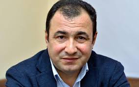 "Mən bazar adamı deyiləm"- Elxan Şirinov