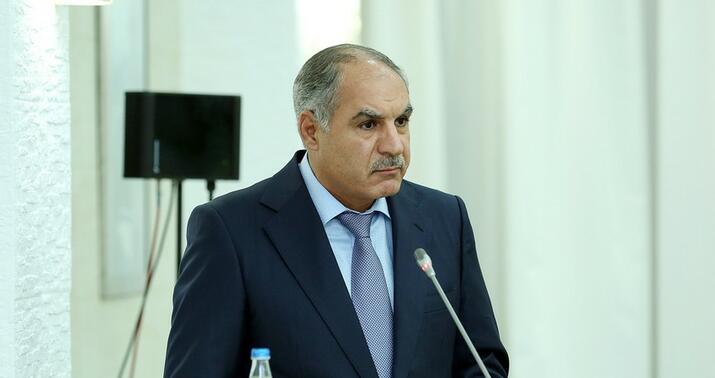 Xanlar Vəliyev metroda görüntüləndi