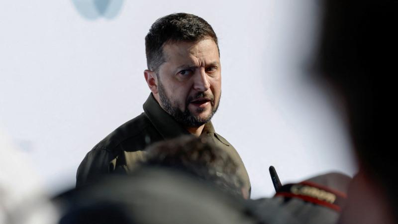 Zelenski:  Ukraynaya 103 pilotsuz təyyarə və ballistik raket atılıb