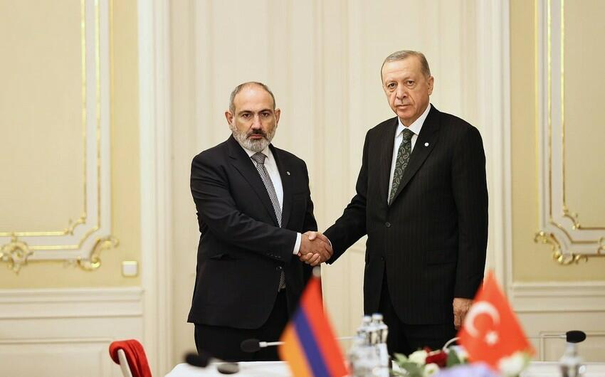 Ərdoğan Paşinyanla Azərbaycan-Ermənistan normallaşma prosesini müzakirə edib