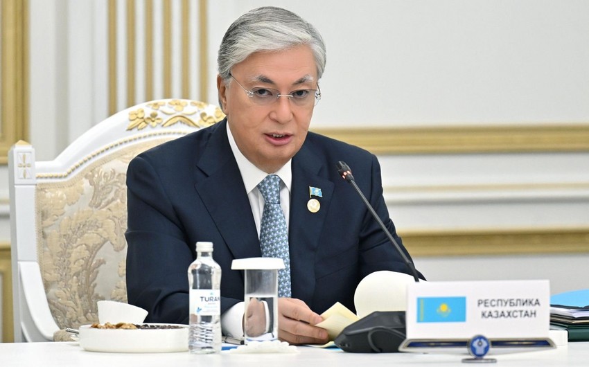 Qazaxıstan Prezidenti müdafiə və nəqliyyat nazirlərini vəzifədən azad edib