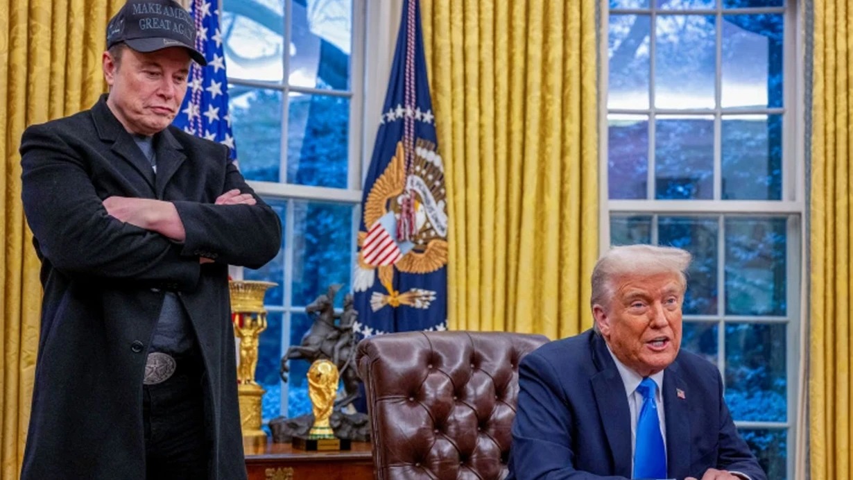 Trampı sərt tənqid edən Elon Musk: Çox irəli getdim