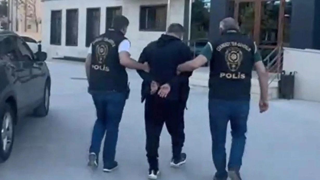 8 ildir axtarışda olan FETÖ üzvü saxlanıldı