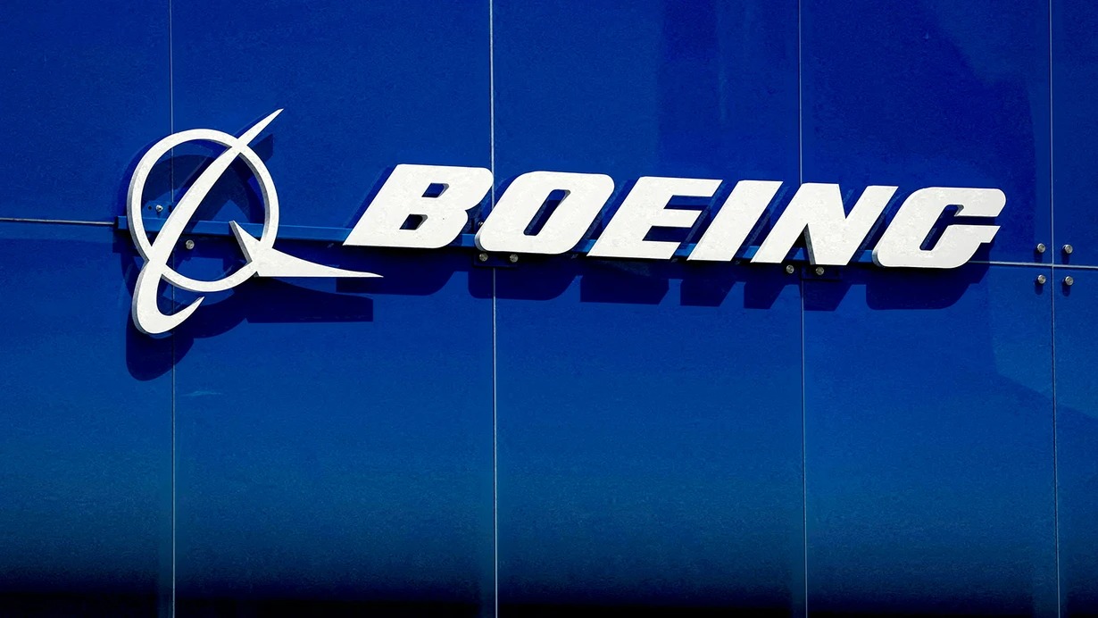 Boeing-in səhmləri təyyarə qəzasından sonra kəskin şəkildə düşdü