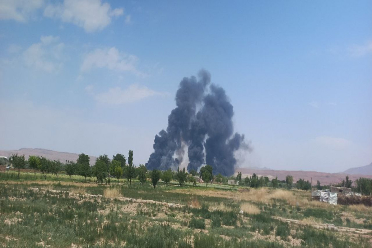İsrail aviasiyası Təbriz aeroportunu bombalayıb - VİDEO 