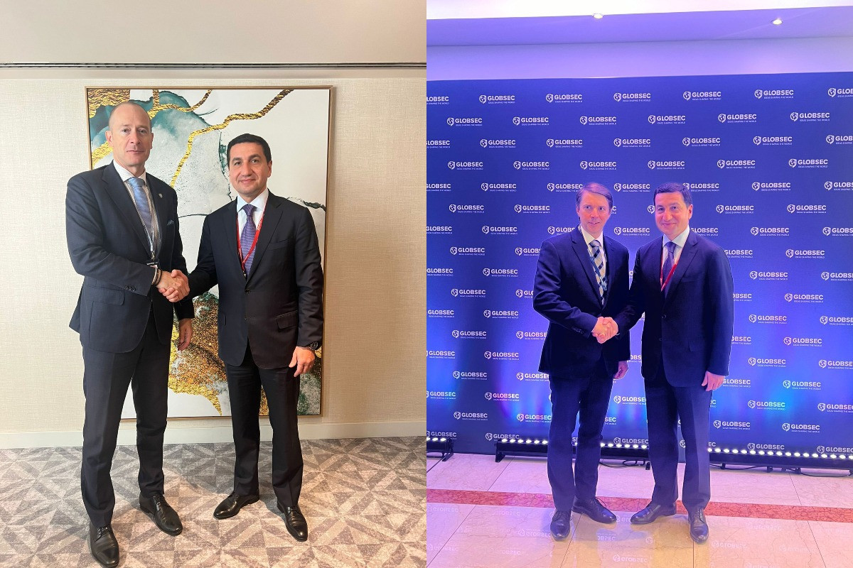 Hikmət Hacıyev Çex Respublikasının rəsmiləri ilə görüdü