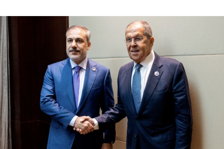 Fidan Lavrovla İsrailin İrana hücumunu müzakirə etdi