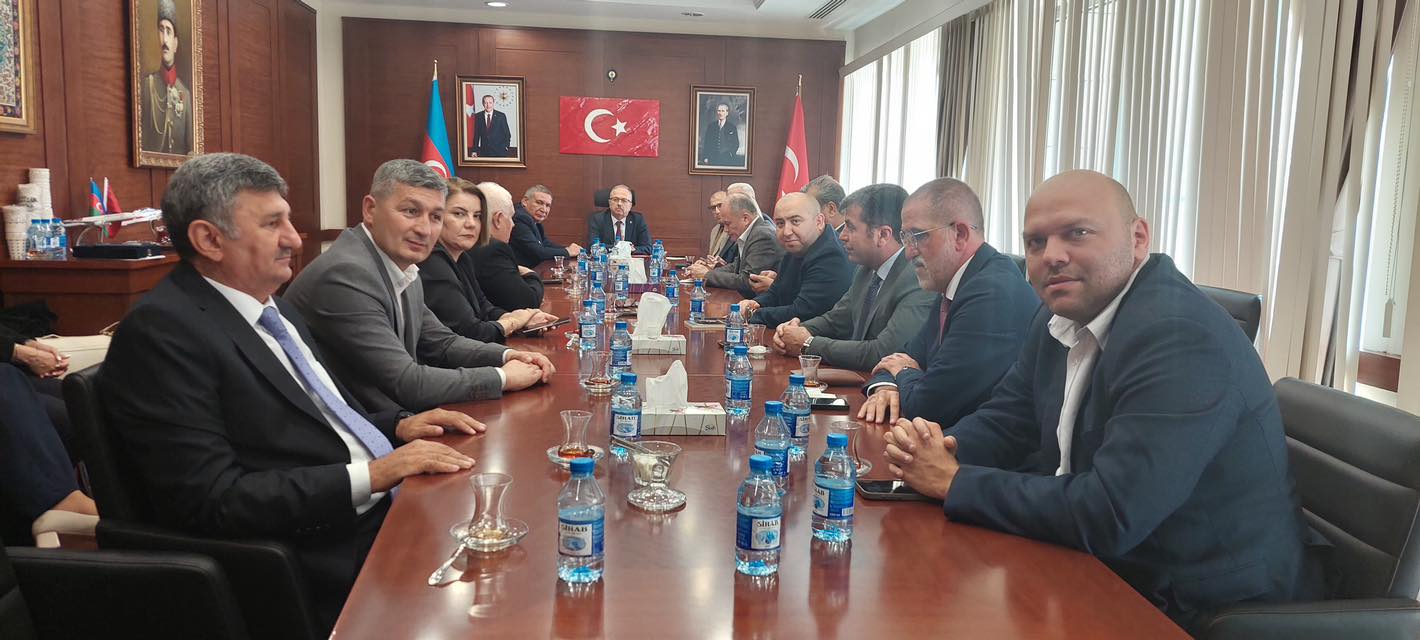 Türkiyə ilə Azərbaycanın arasını vurmaq istəyənlər var - SƏFİR