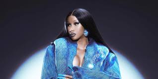 Cardi B qızının üzünü göstərdi - FOTOLAR