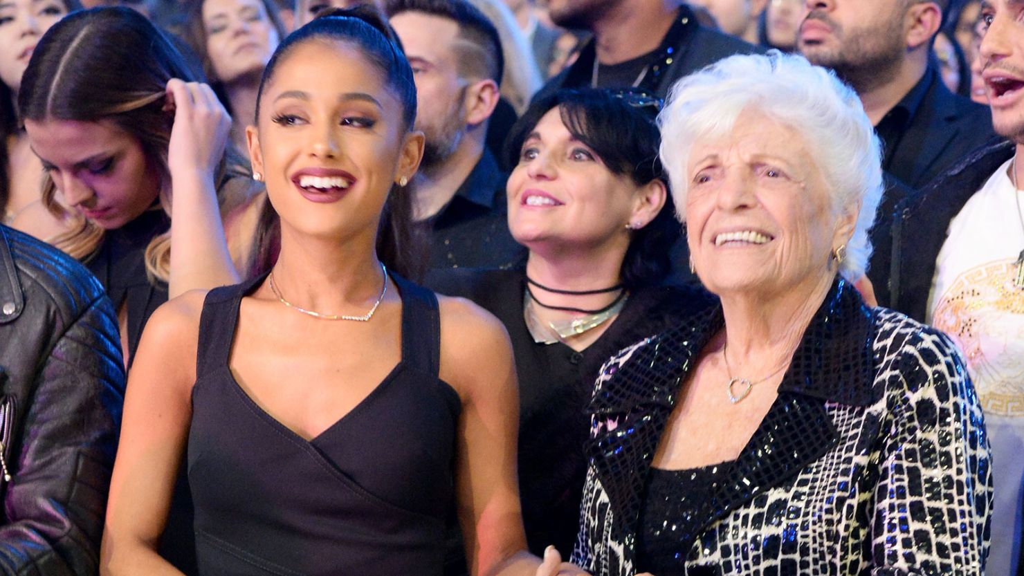 Ariana Qrandenin 99 yaşlı nənəsi vəfat etdi
