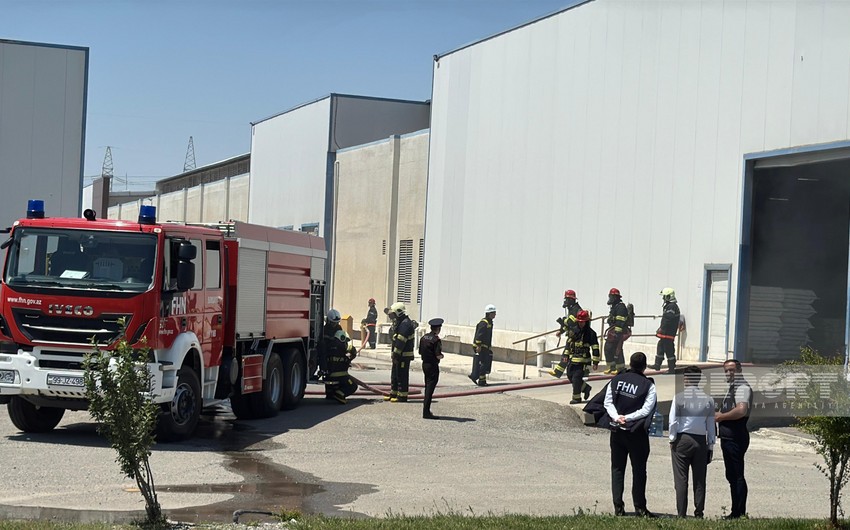 Sumqayıtda tekstil fabrikindəki yanğın söndürüldü