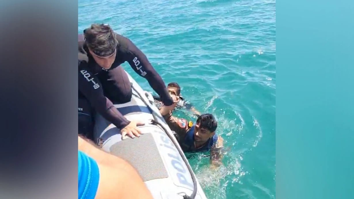 Adanada yanğınsöndürmə təyyarəsi qəzaya uğradı, 2 pilot xilas edildi