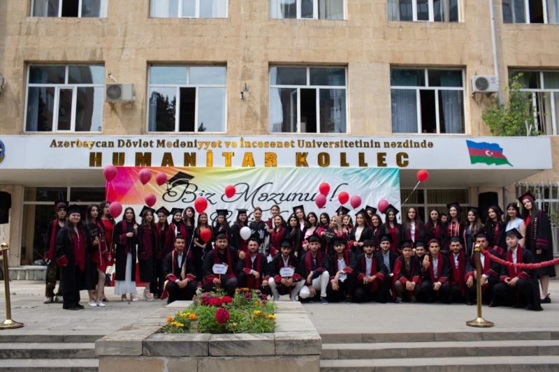 Humanitar kollecdə “Məzun günü” keçirildi - FOTOLAR