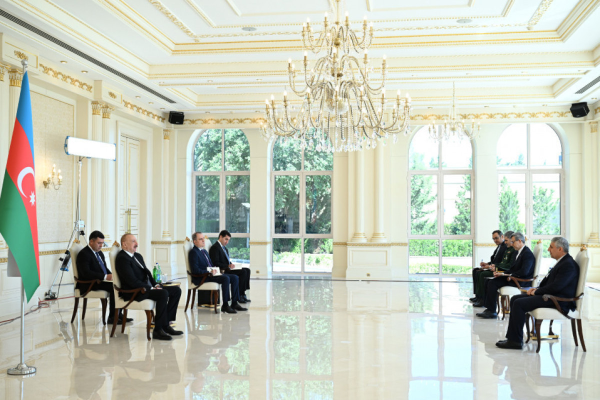 Prezident: Bəzi dairələr Azərbaycan-İran əlaqələrinə xələl gətirmək üçün şayiələrə əsaslanan məlumatlar yayıb